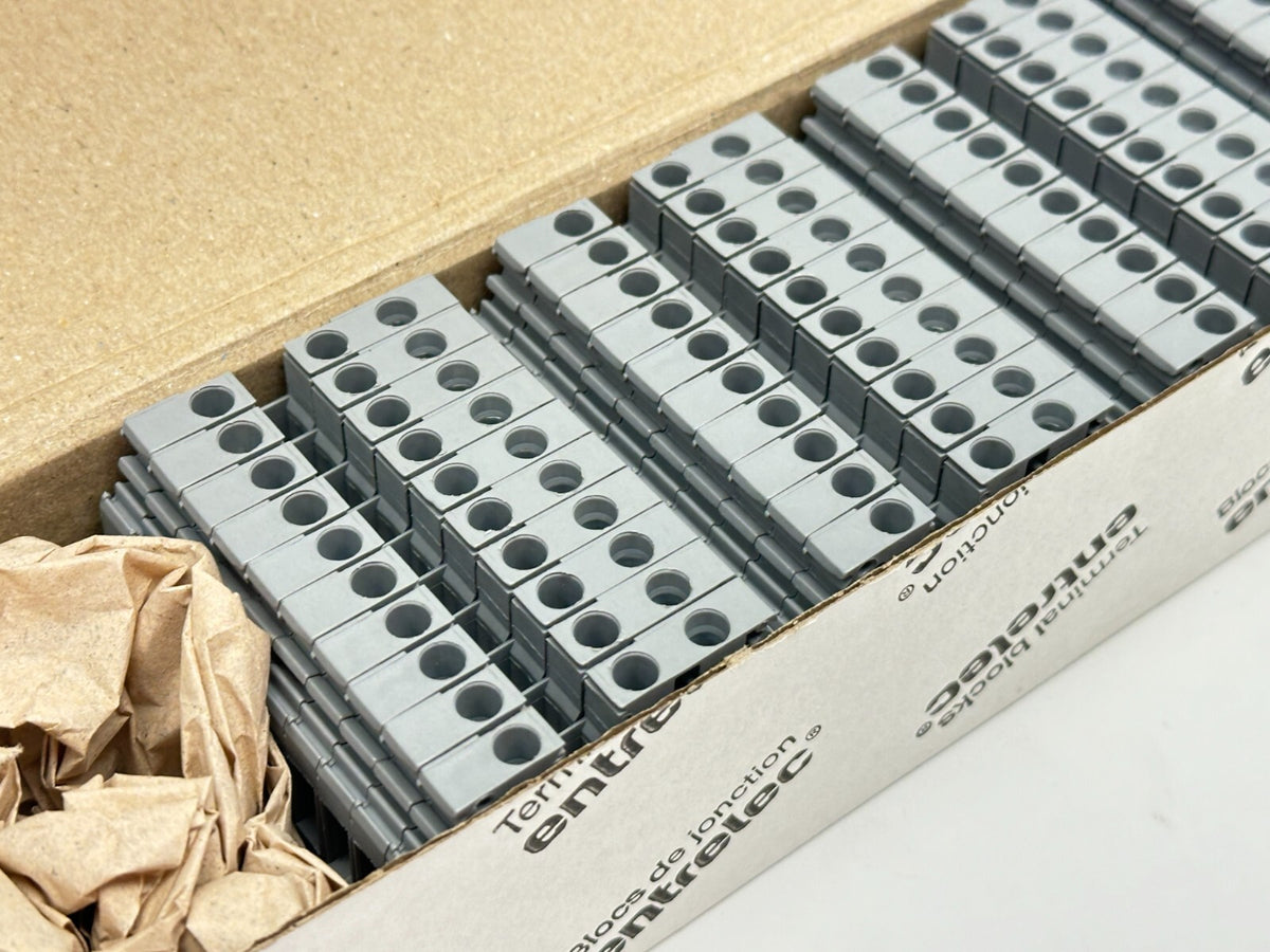 1SNA115468R2000 | Entrelec SNA Terminal Blocks M4/6.3A BOX OF 50 - New – Open box - Maverick Industrial Sales