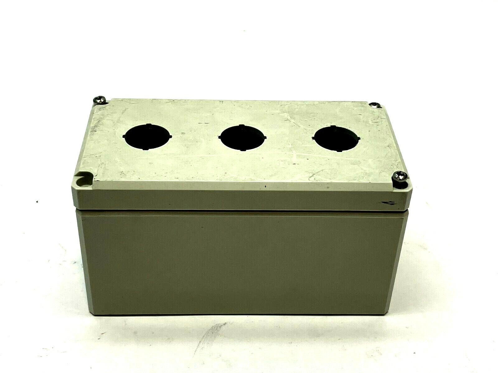 Hoffman Q3PBPCDM QLine D Pushbutton Type Enclosure 3PB x 22.5mm MISSING SCREW - Maverick Industrial Sales