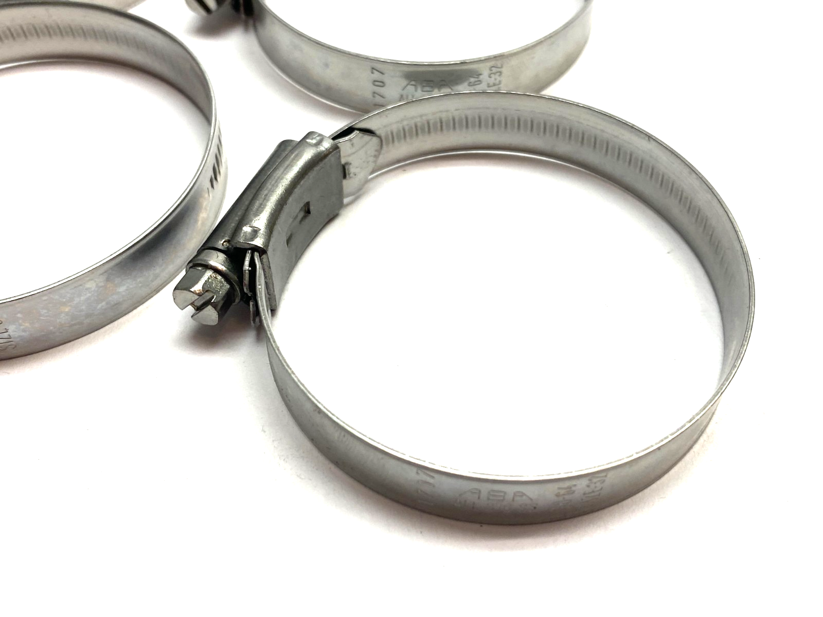45945K31 Worm-Drive Clamp with Smooth Band for Soft Hose/Tube LOT OF 4 - Maverick Industrial Sales