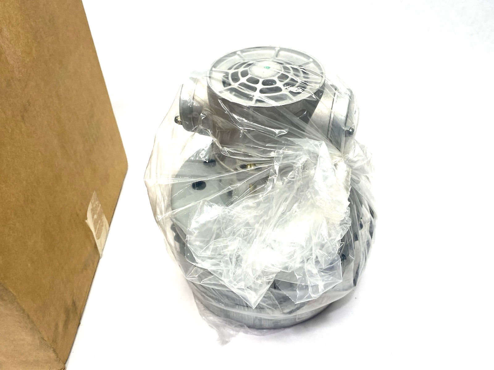 114787 | Ametek Lamb Vacuum Blower Motor, 3-Stage, 120V 50/60Hz 2M179 - New – Open box - Maverick Industrial Sales