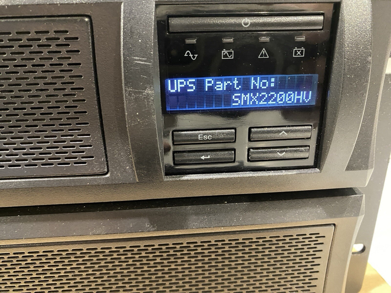 APC SMX2200HV Smart-UPS X 2200VA Rack/Tower LCD 200-240V 18 HRS LOT OF 6 - Maverick Industrial Sales