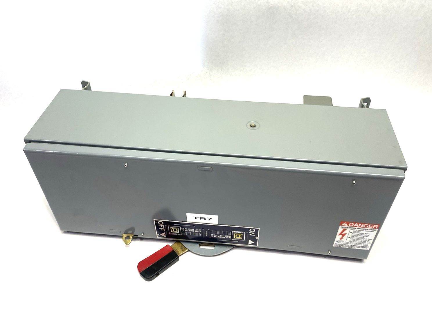 QMB364W | Square D Ser. E1 Fusible Panelboard Switch Unit 3-Pole 200A - Used - Maverick Industrial Sales