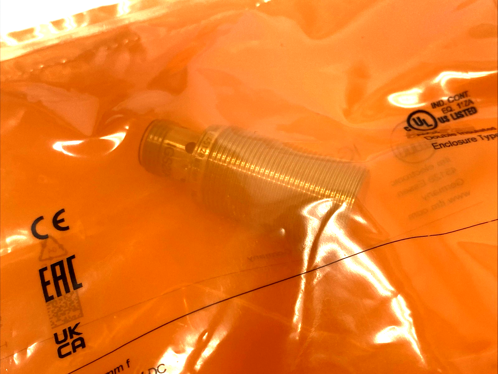 ifm IGS204 Inductive Sensor PNP N.O. M18 Thread, IGB3008BBPKG/US-104 - Maverick Industrial Sales