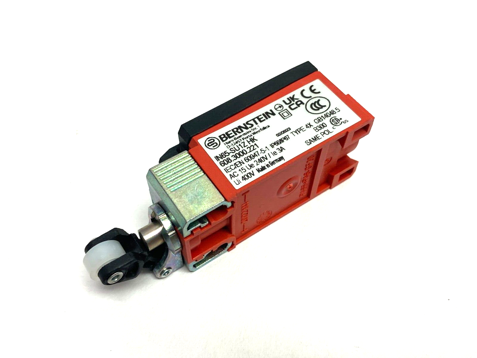 608-3000-221 | Warner Bernstein Roller Limit Switch 240V IN65-SU1Z HK - New – Open Box - Maverick Industrial Sales