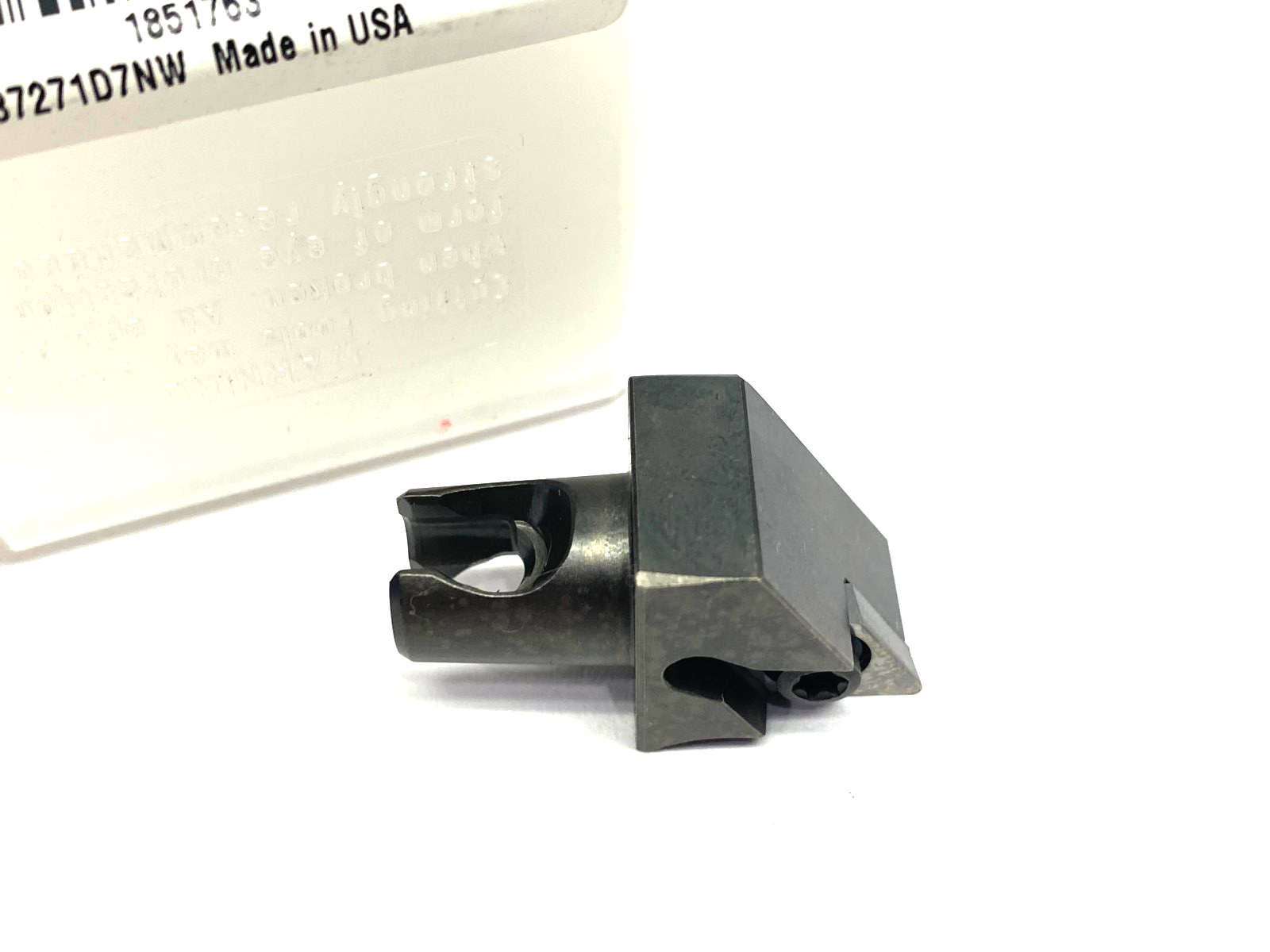 Kennametal 1851763 KM Micro™ Cutting Unit SDJC 93° S-Clamping KM16SDJCL1120 - Maverick Industrial Sales