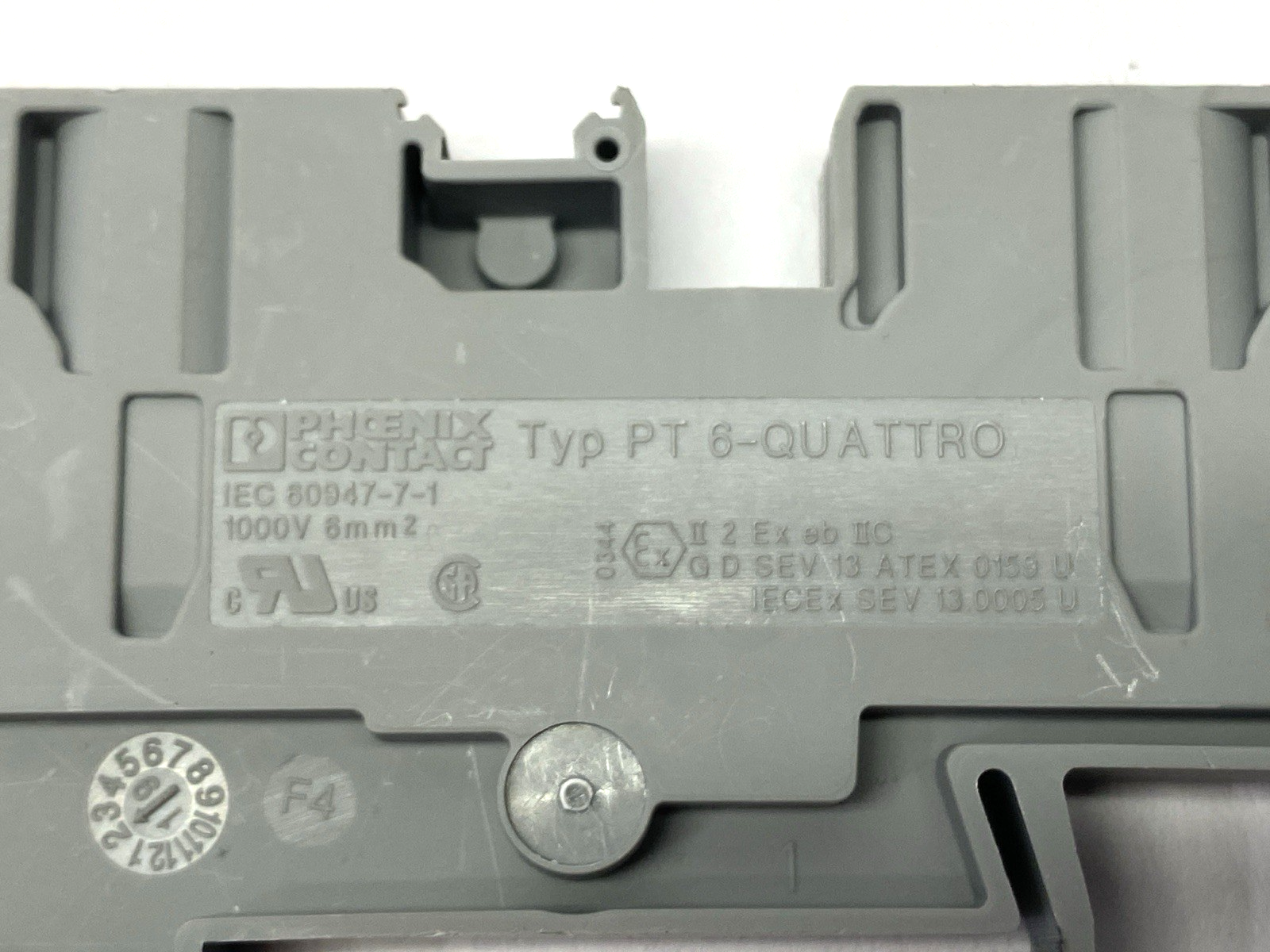 PT 6-QUATTRO | Phoenix Contact Feed Through Terminal Block 3212934 LOT OF 11 - Used - Maverick Industrial Sales