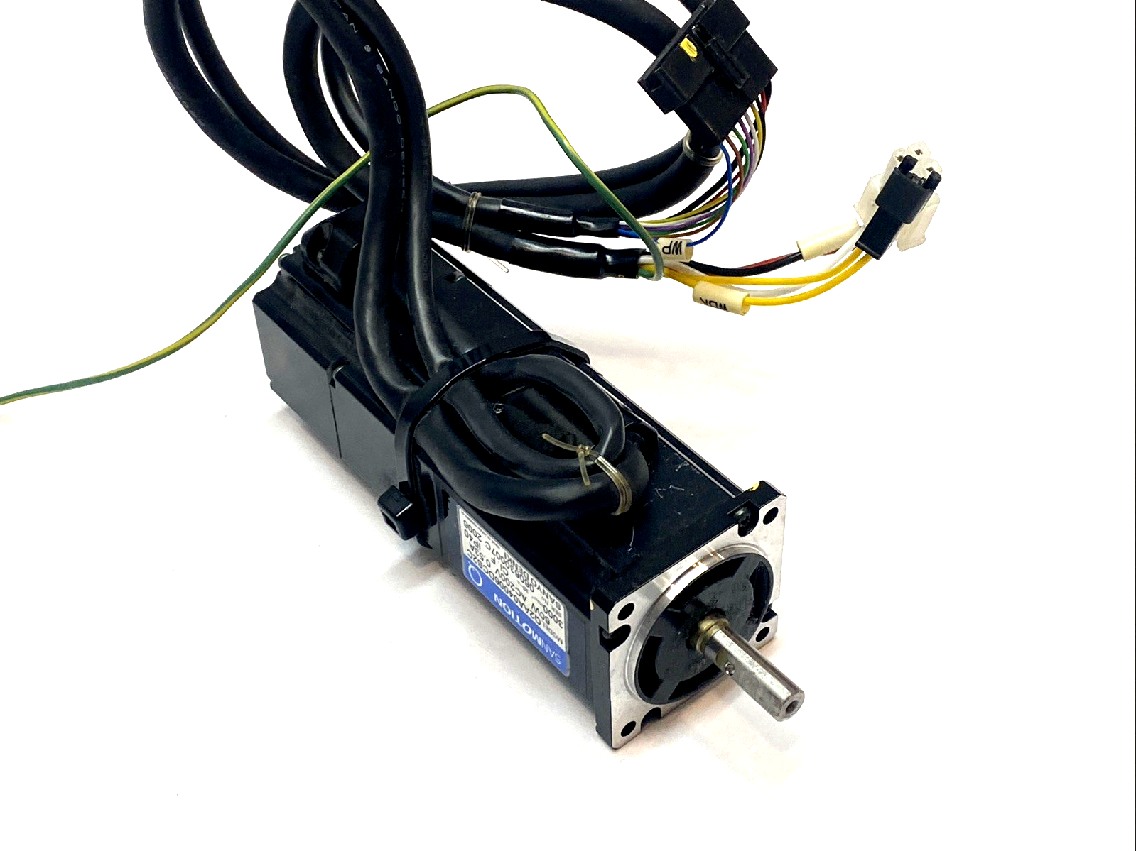 Q2AA04006DCS2C | Sanyo Denki SANMOTION Q Axis AC Servo Motor - For parts or not working - Maverick Industrial Sales