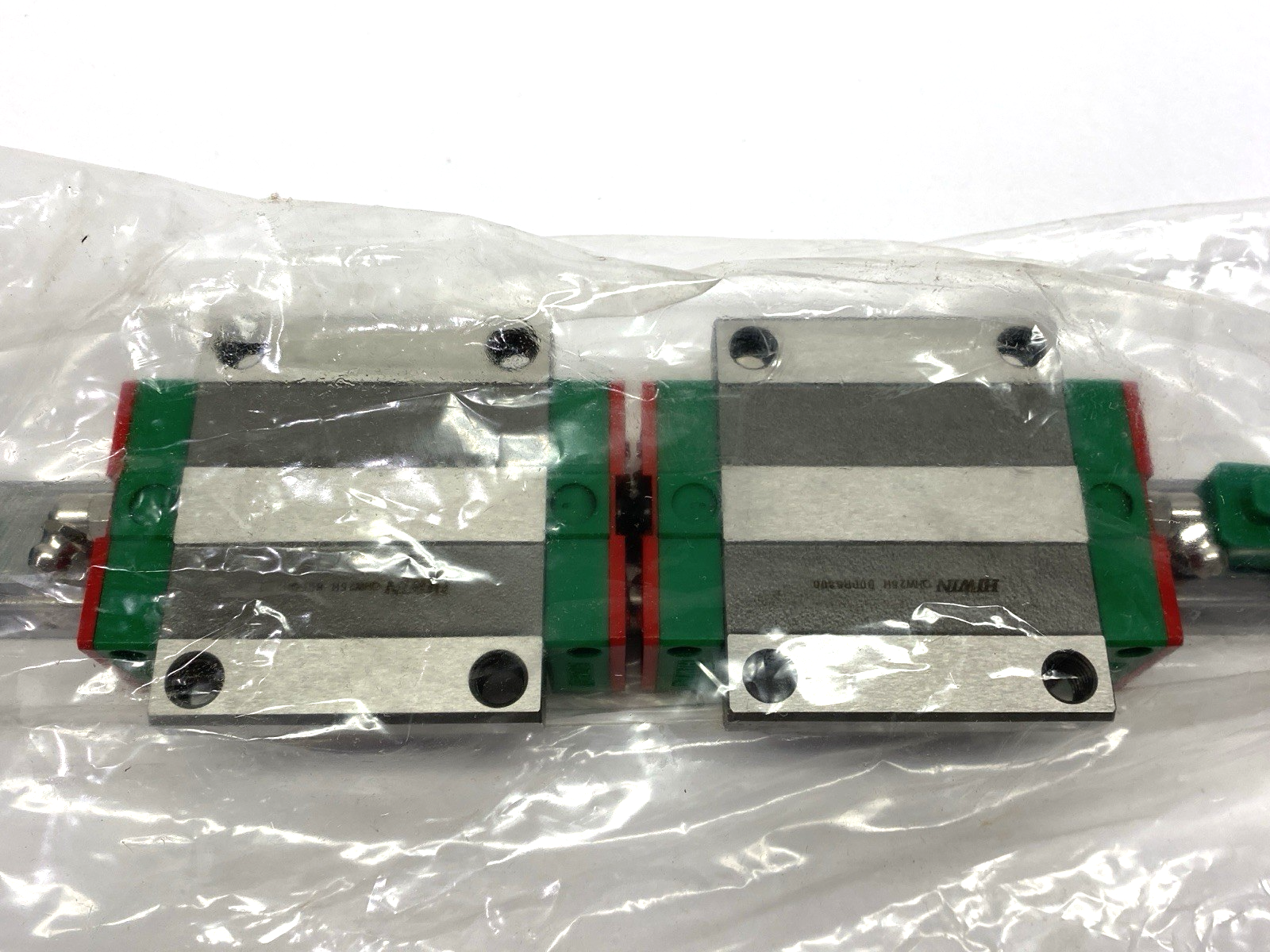Hiwin QHW25CCR520ZAH2 Linear Guide Rail Assembly 520mm Overall Length - Maverick Industrial Sales