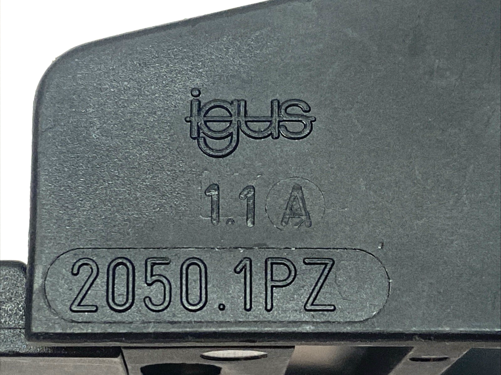 Igus 2050.1PZ E-Chain Male Mounting Bracket w/ 2050.BZ Tiewrap Plate LOT OF 2 - Maverick Industrial Sales