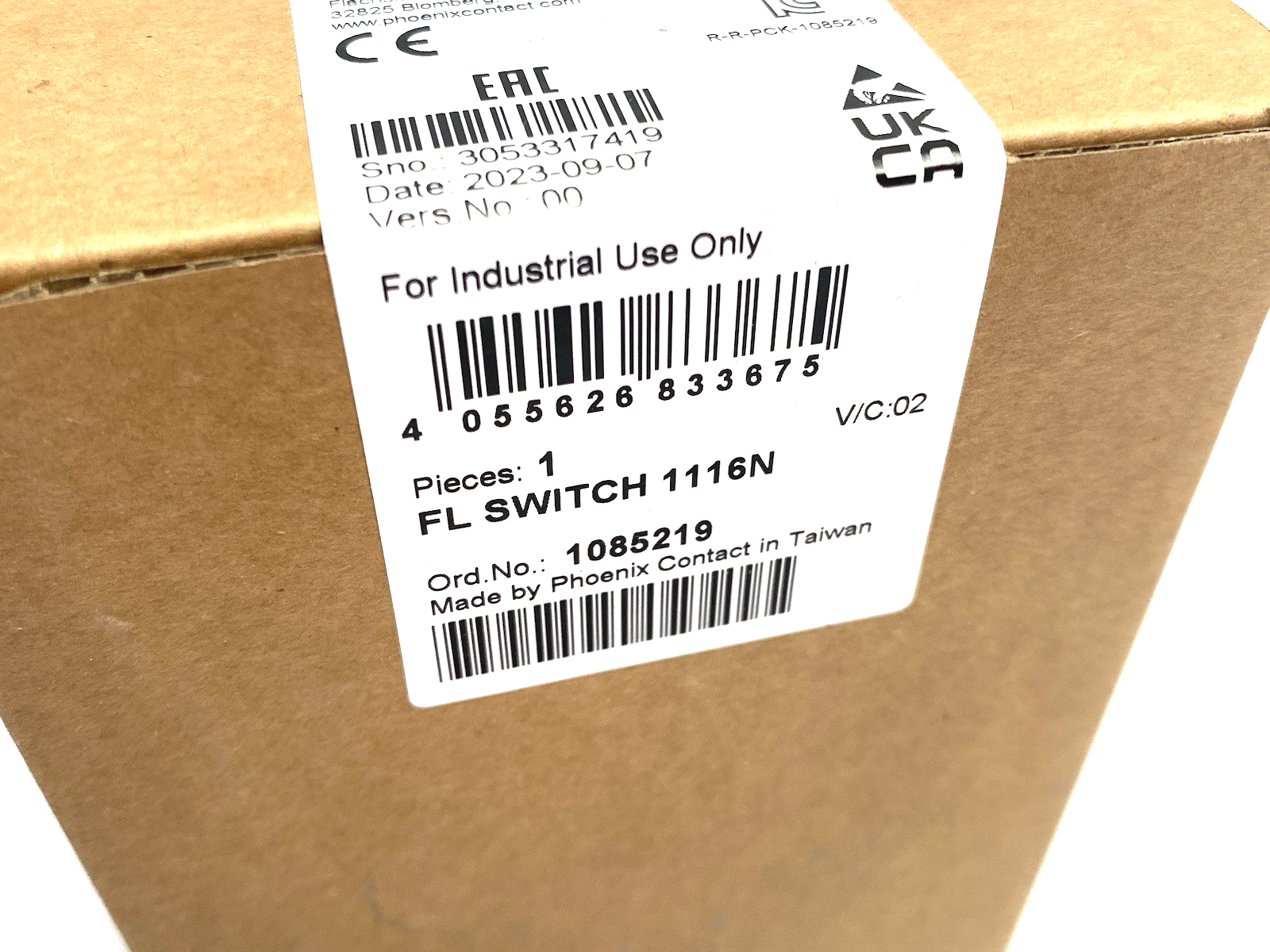 FL SWITCH 1116N | Phoenix Contact Narrow Ethernet Switch, 16-Ports, 1085219 - New - Maverick Industrial Sales