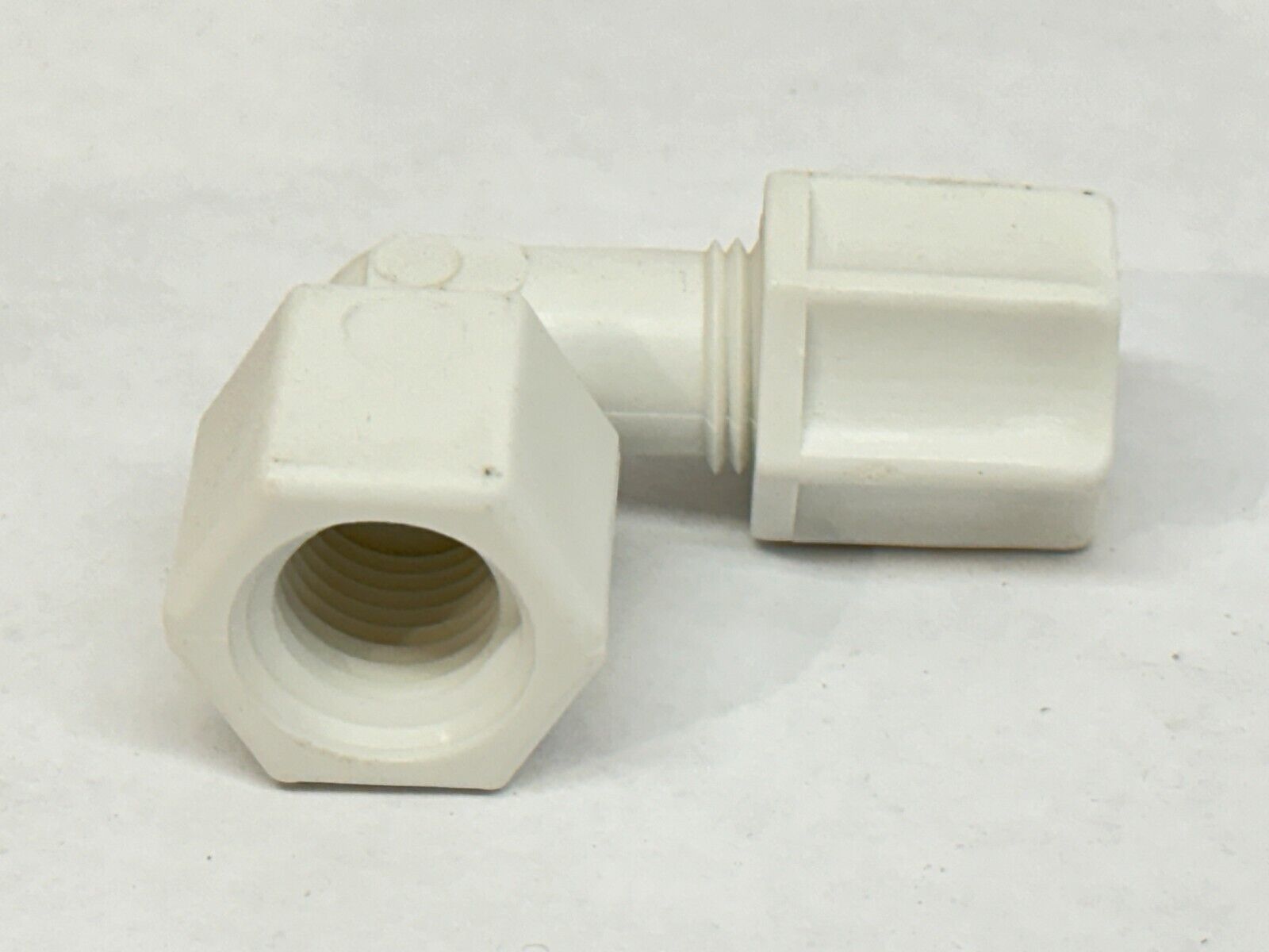 JACO 45-5-4-P-O Polypropylene Female Elbow 5/16 OD Tube x 1/4 FPT LOT OF 8 - Maverick Industrial Sales