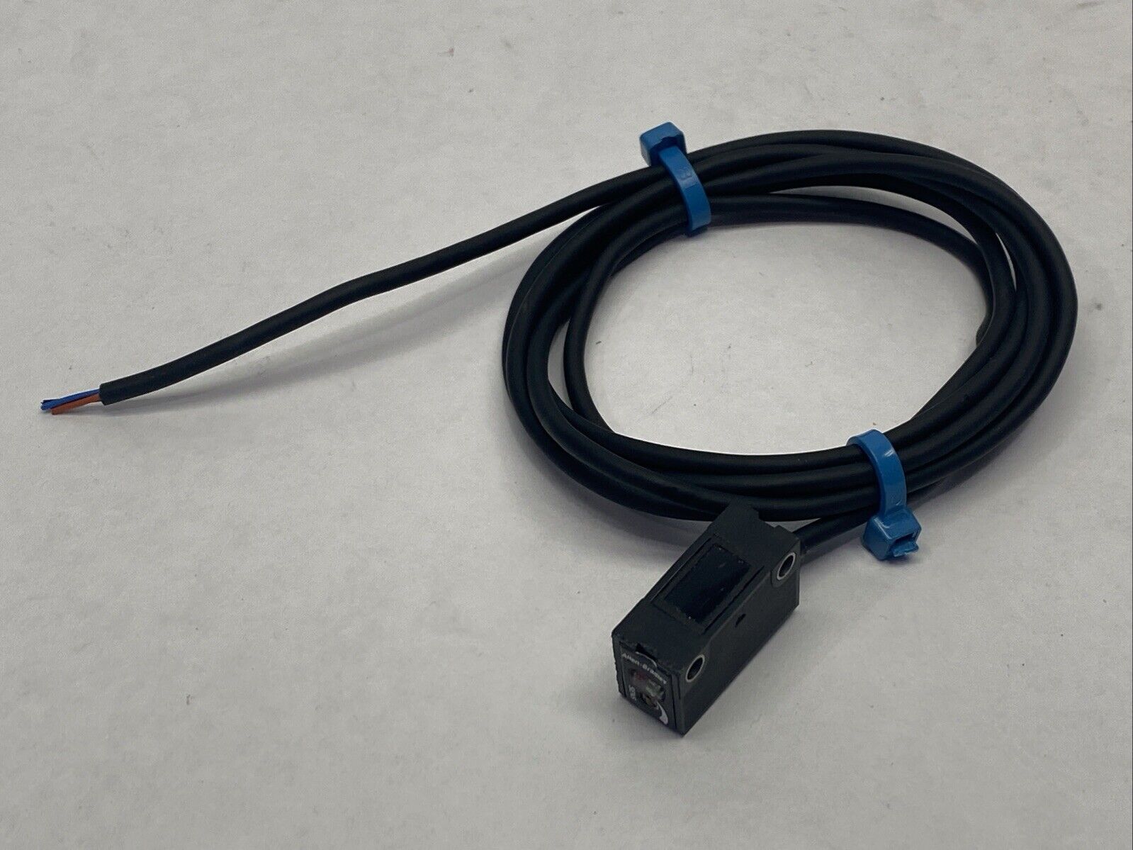 Allen Bradley 42KB-S1LPSB-A2 Ser A Photoelectric Sensor 12-24VDC - Maverick Industrial Sales