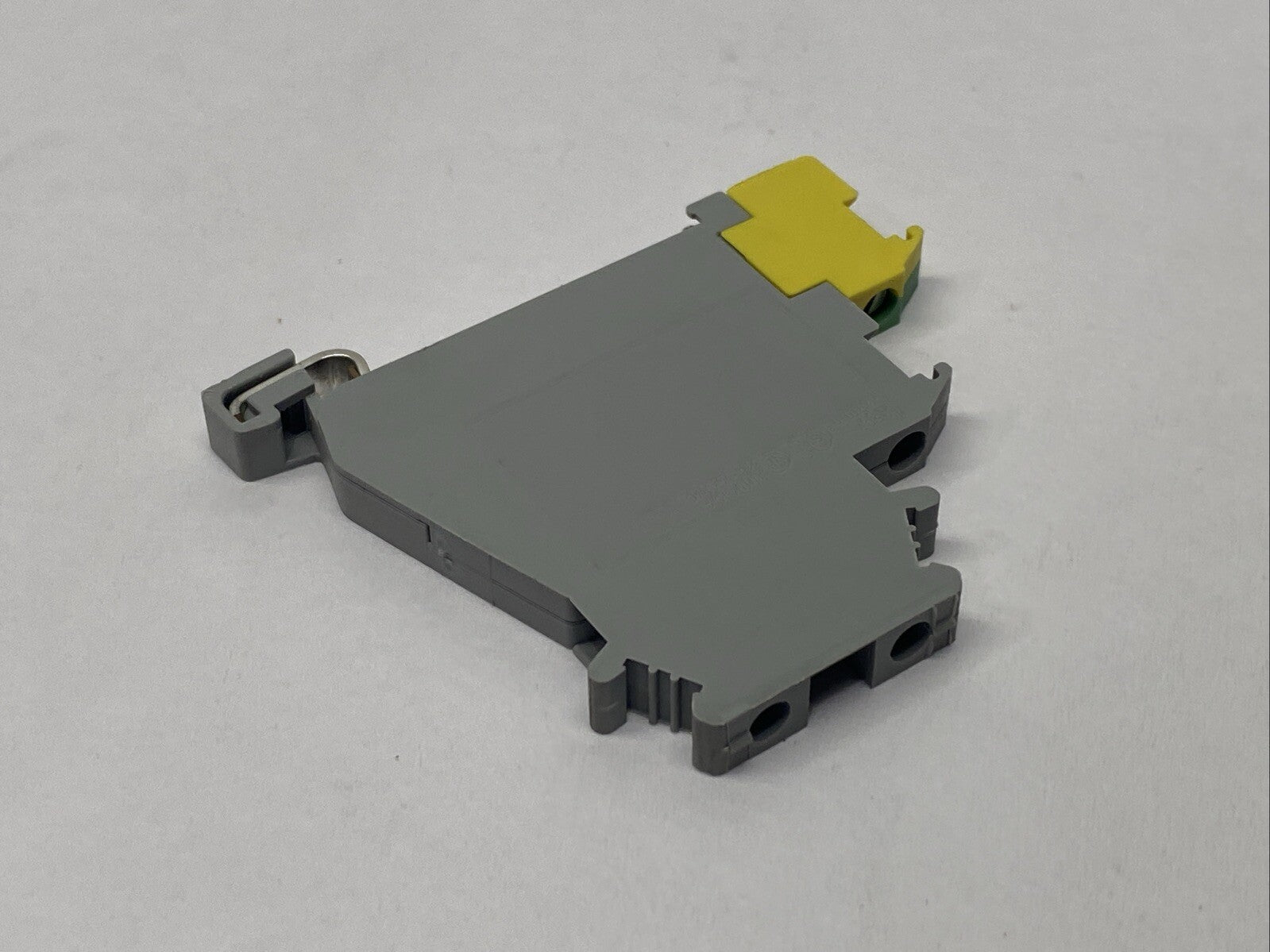 Phoenix Contact DOK 1,5 Sensor Actuator Terminal Block 15A 300V 2717016 LOT OF 8 - Maverick Industrial Sales