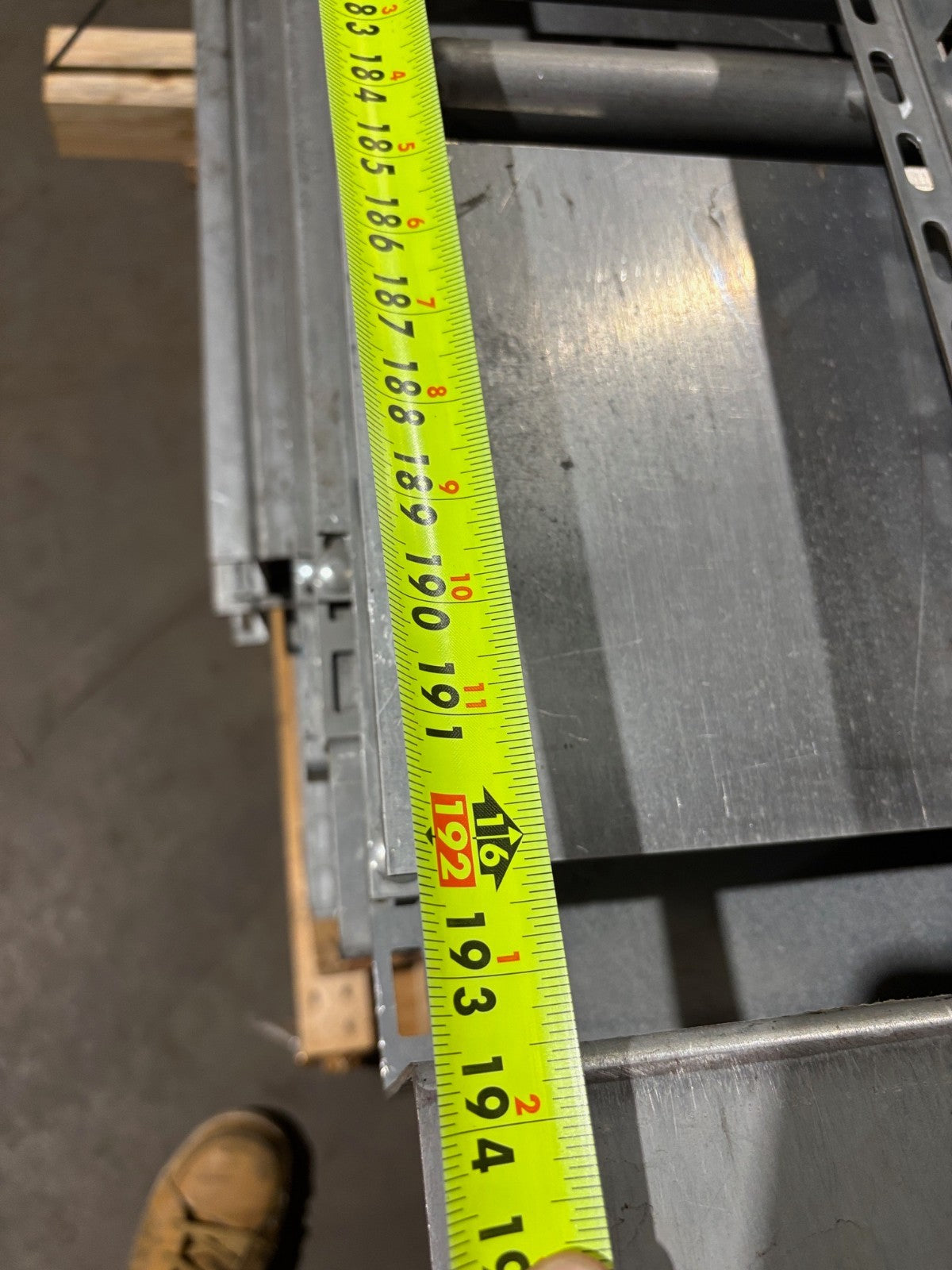 Mallard Manufacturing 192"L x 16"W Gravity Flow Racking, 16'L, LOT OF 18 - Maverick Industrial Sales