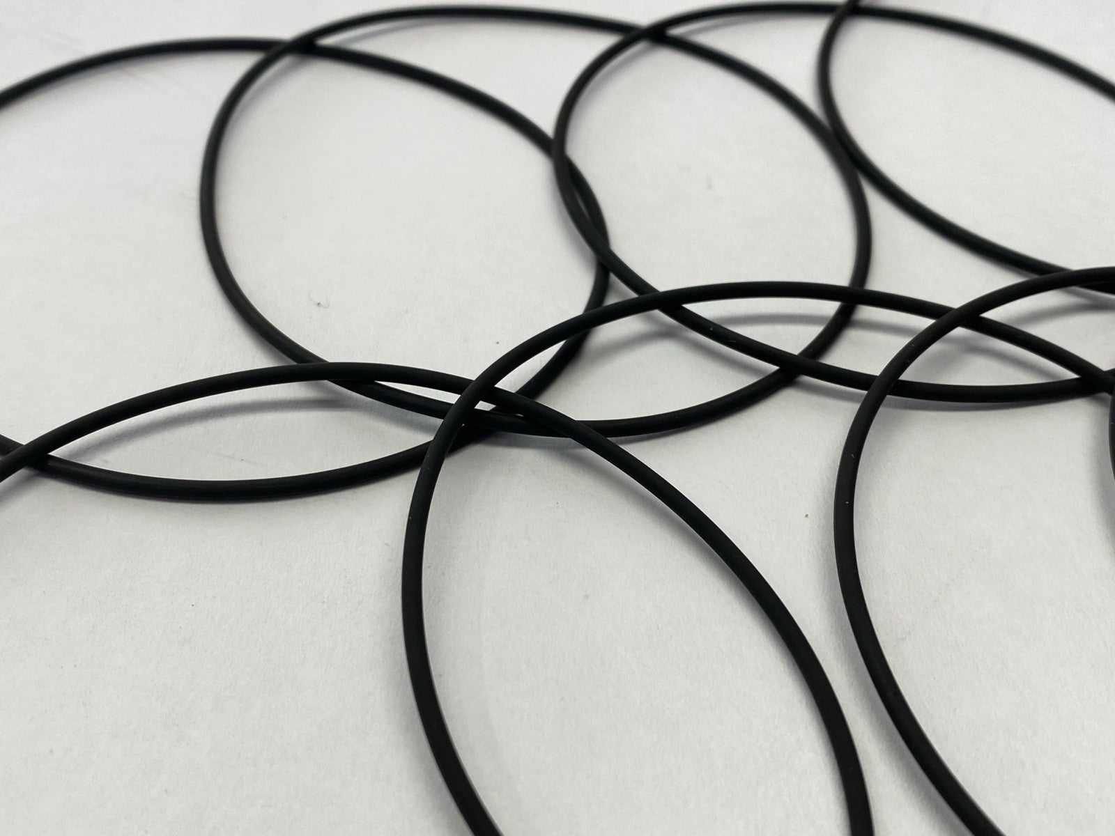 Scheugenpflug 3DIC02296 O-Ring 90,0 x 2,0 FKM LOT OF 8 - Maverick Industrial Sales