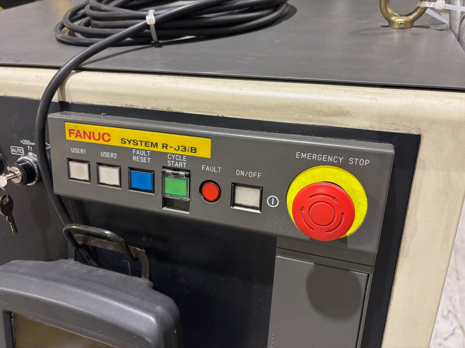 M-6IB/6S | Fanuc M-6iB / 6S Robot System R-J3iB Controller A05B-2490-C171 Teach Pendant - Used - Maverick Industrial Sales