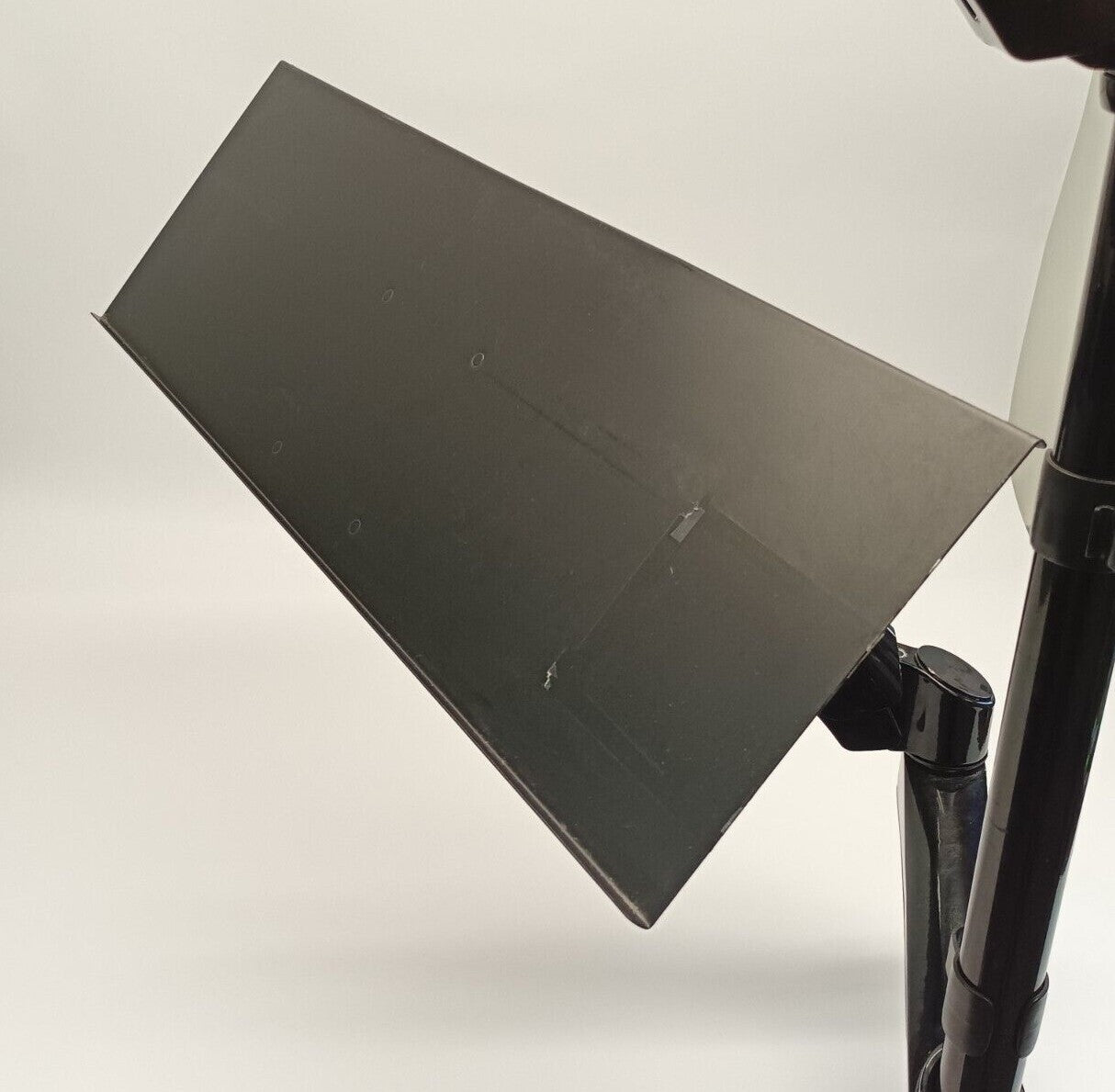 Monoprice 15718 Sit-Stand Articulating Monitor & Keyboard Workstation - Used - Maverick Industrial Sales