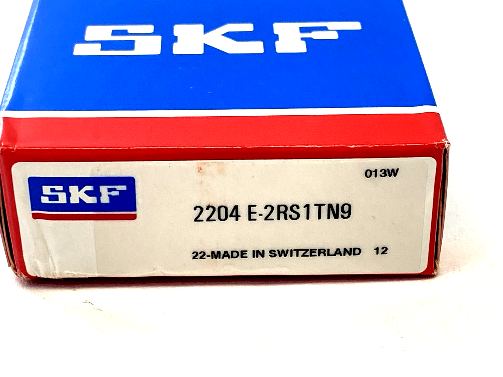SKF 2204 E-2RS1TN9 Self-Aligning Ball Bearing 20mm ID x 47mm OD x 18mm Wide - Maverick Industrial Sales