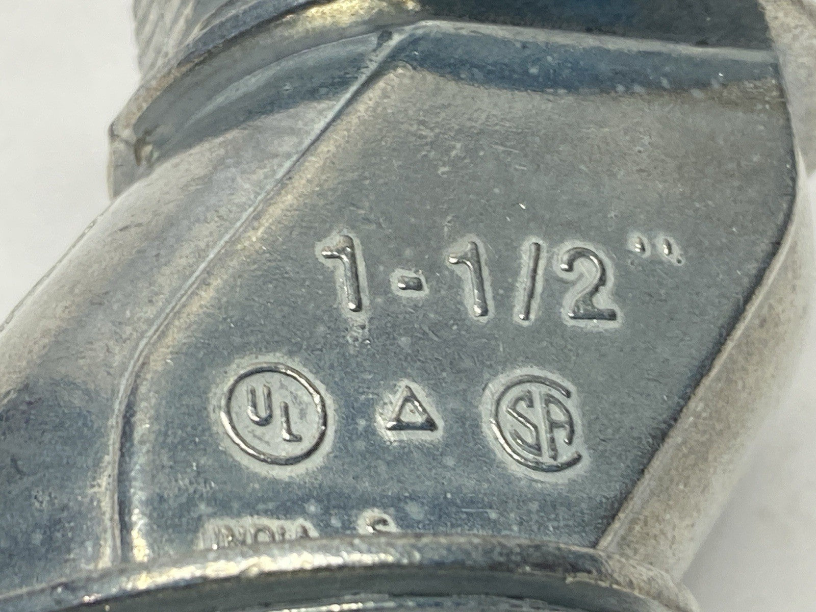 RN-150 | Appleton 1-1/2" Offset Nipple - New – Open box - Maverick Industrial Sales