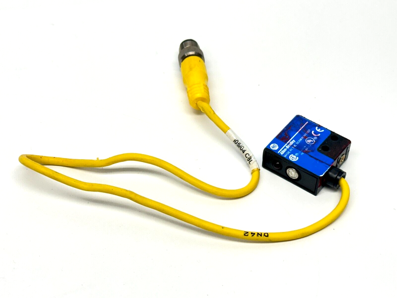 Allen Bradley 42SMP-7601-QD Ser A Photoswitch Diffuse Sensor - Maverick Industrial Sales