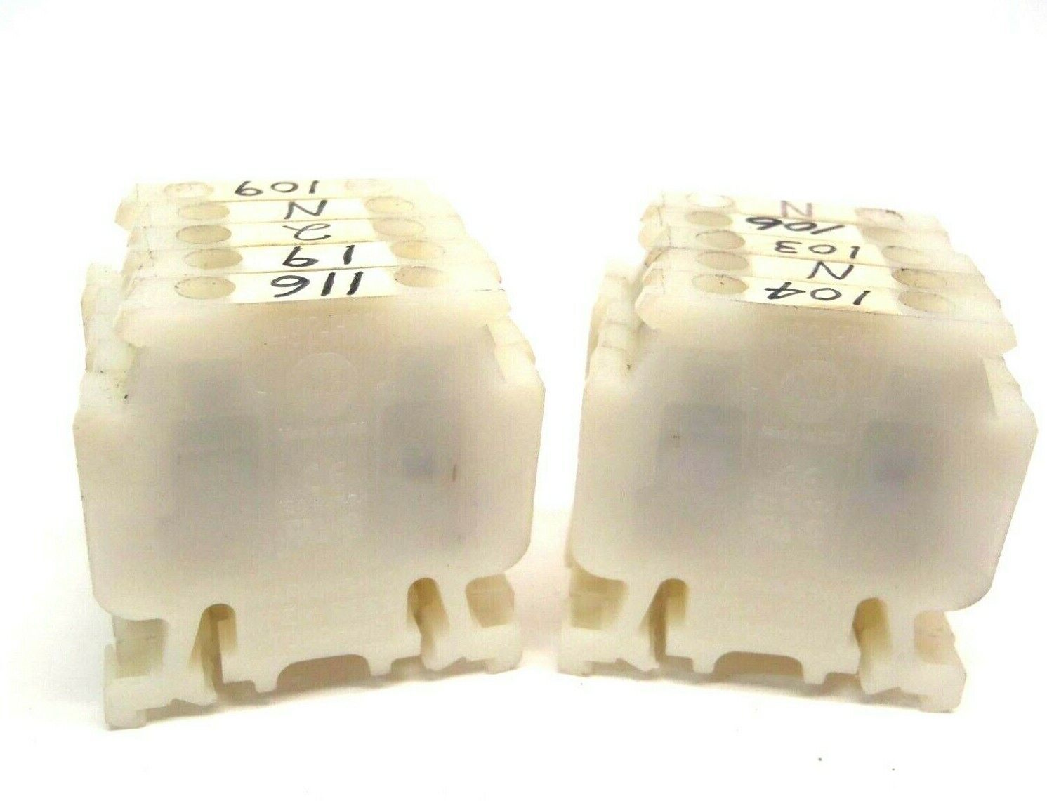 Allen Bradley 1492-HM1 White Terminal Blocks 2 Wire LOT OF 10 - Maverick Industrial Sales