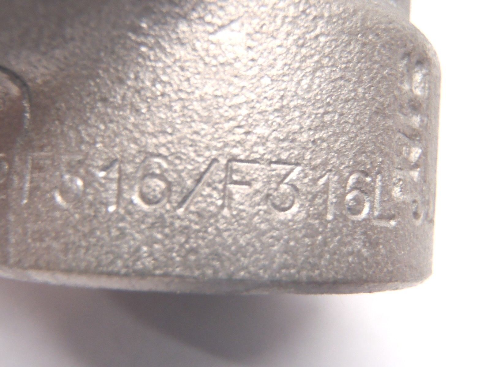 Italy B16 316L 1 3000 A/SA182 F316/F316L JLLF 90° 1" Elbow Stainless Socket - Maverick Industrial Sales