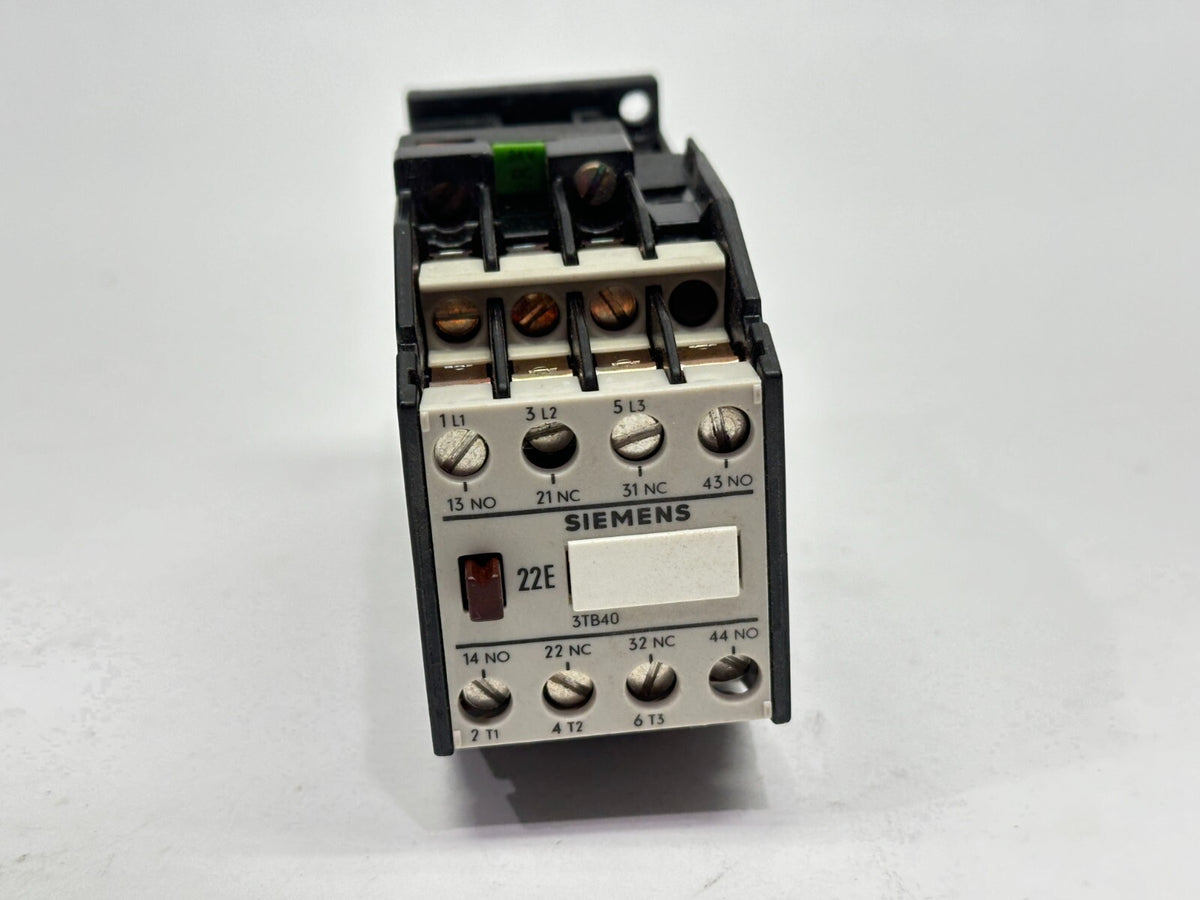 47800418