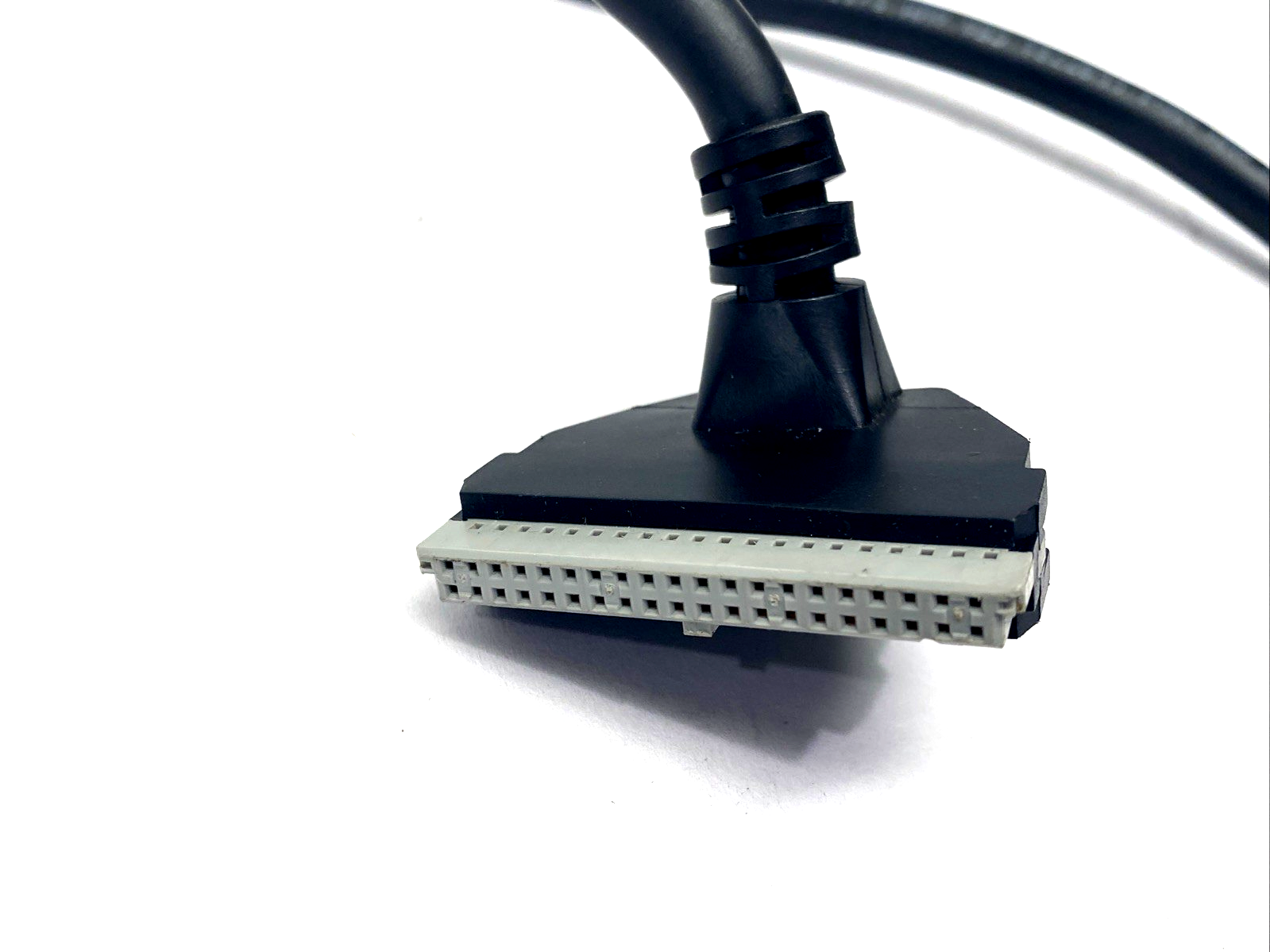 ZL-4CBL4-1 | Automation Direct DirectLOGIC 32 ZIPLink Cable 1m - Used - Maverick Industrial Sales