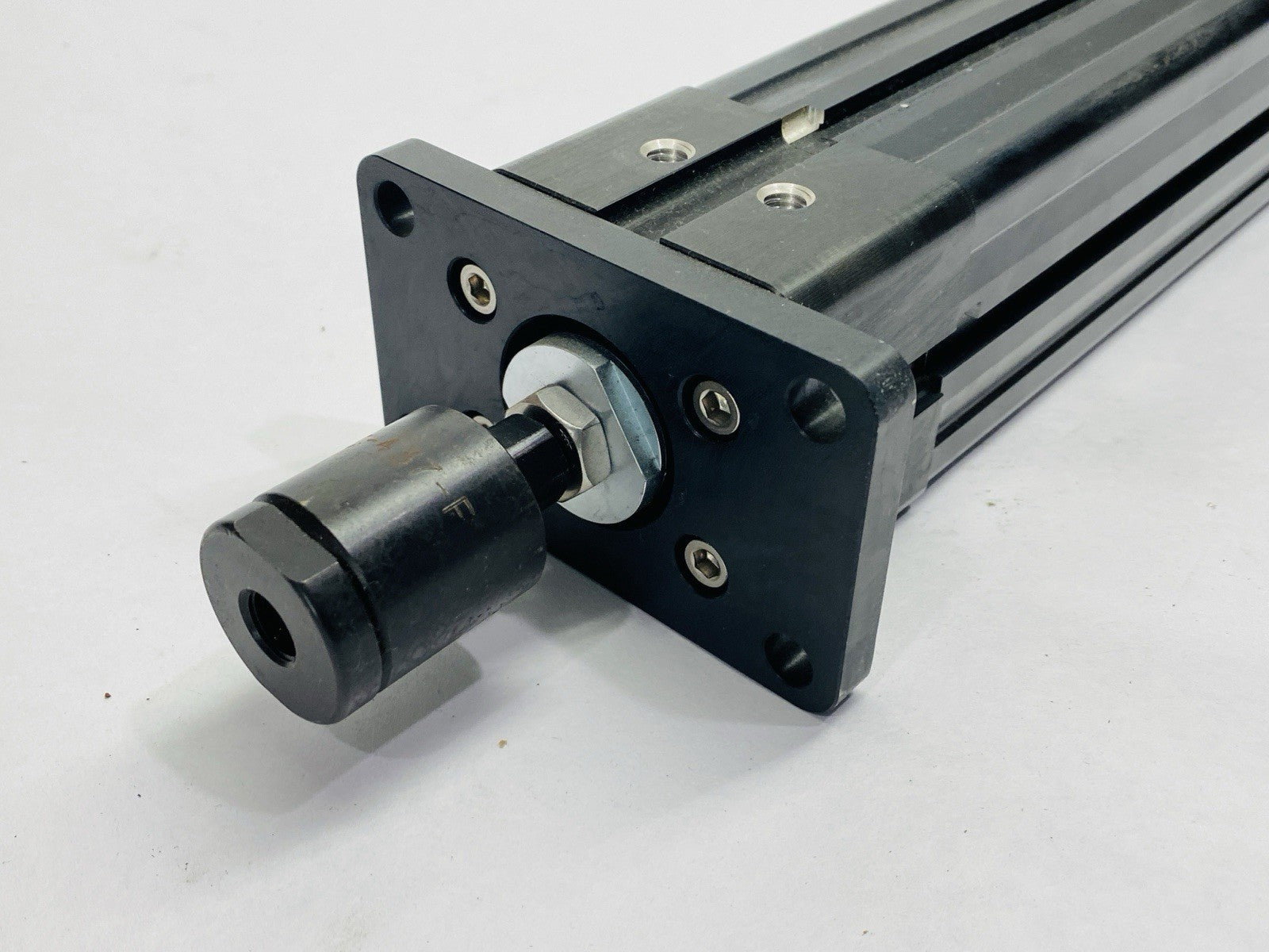 Tolomatic RSA32 BN05 SK22.000 LMI ST11 RSA Electric Linear Actuator 22" Stroke - Maverick Industrial Sales