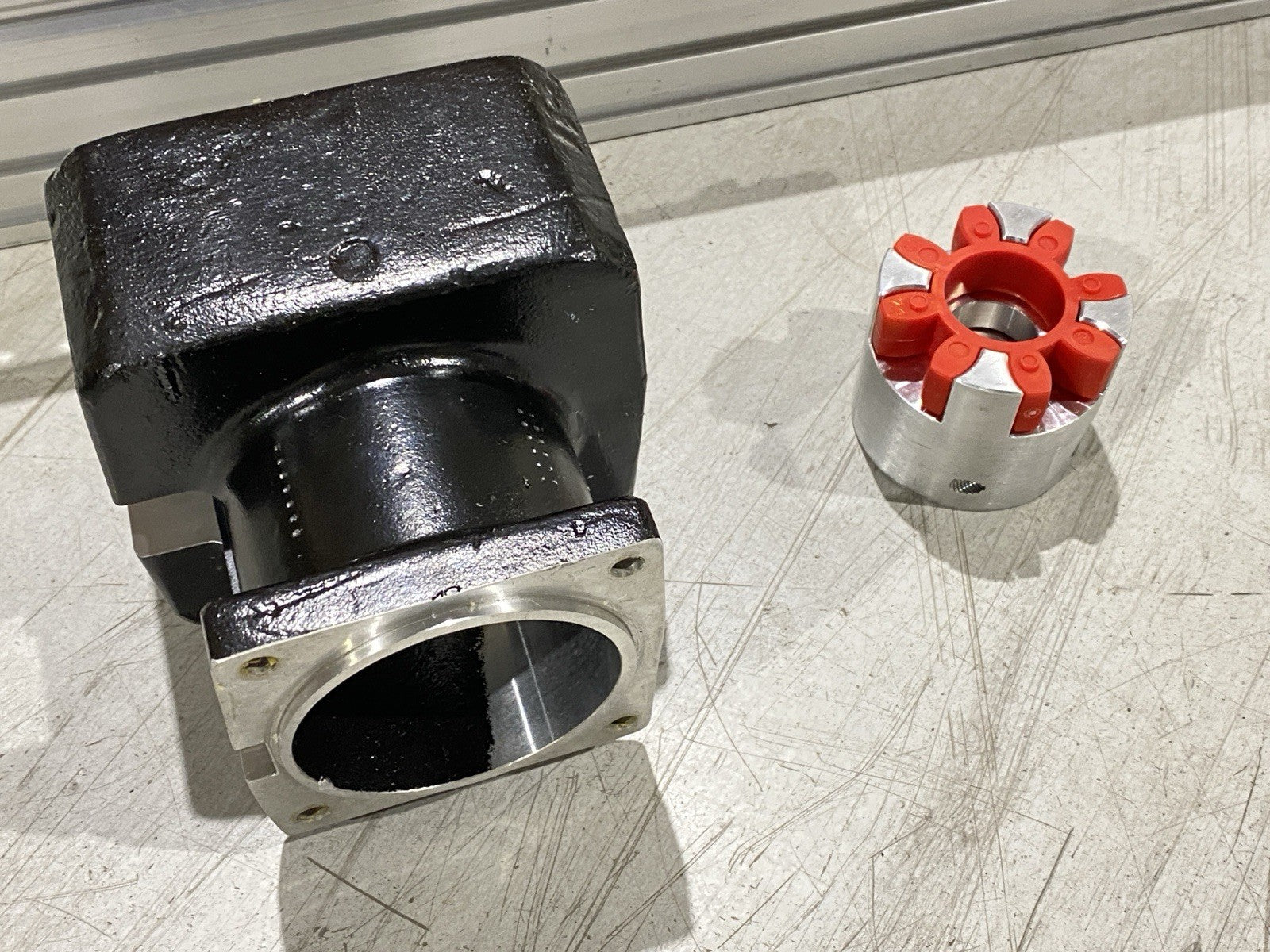 Tolomatic MXB50UBWS40SK43.000SDRYM252502 Rodless Belt Drive Actuator 43" Stroke - Maverick Industrial Sales