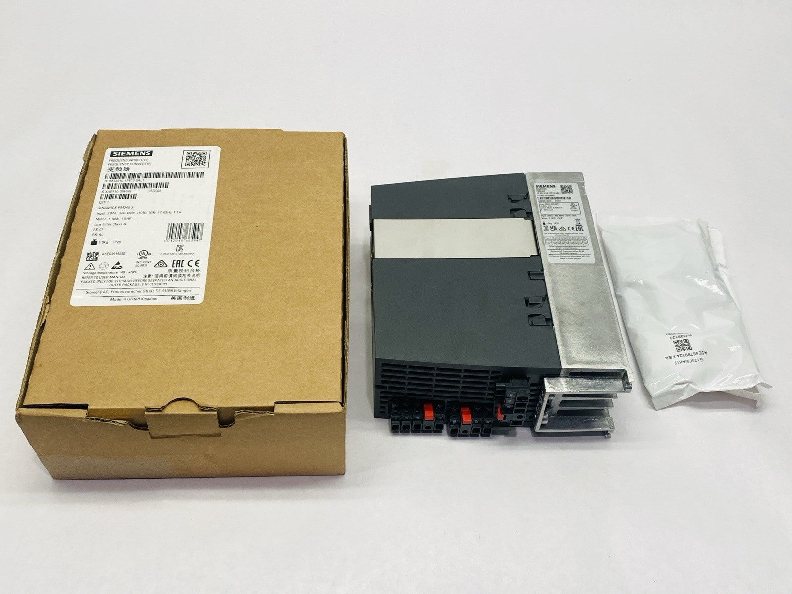 Siemens 6SL3210-1PE13-2AL1 SINAMICS Frequency Converter 1.1kW 1.5HP PM240-2 - Maverick Industrial Sales