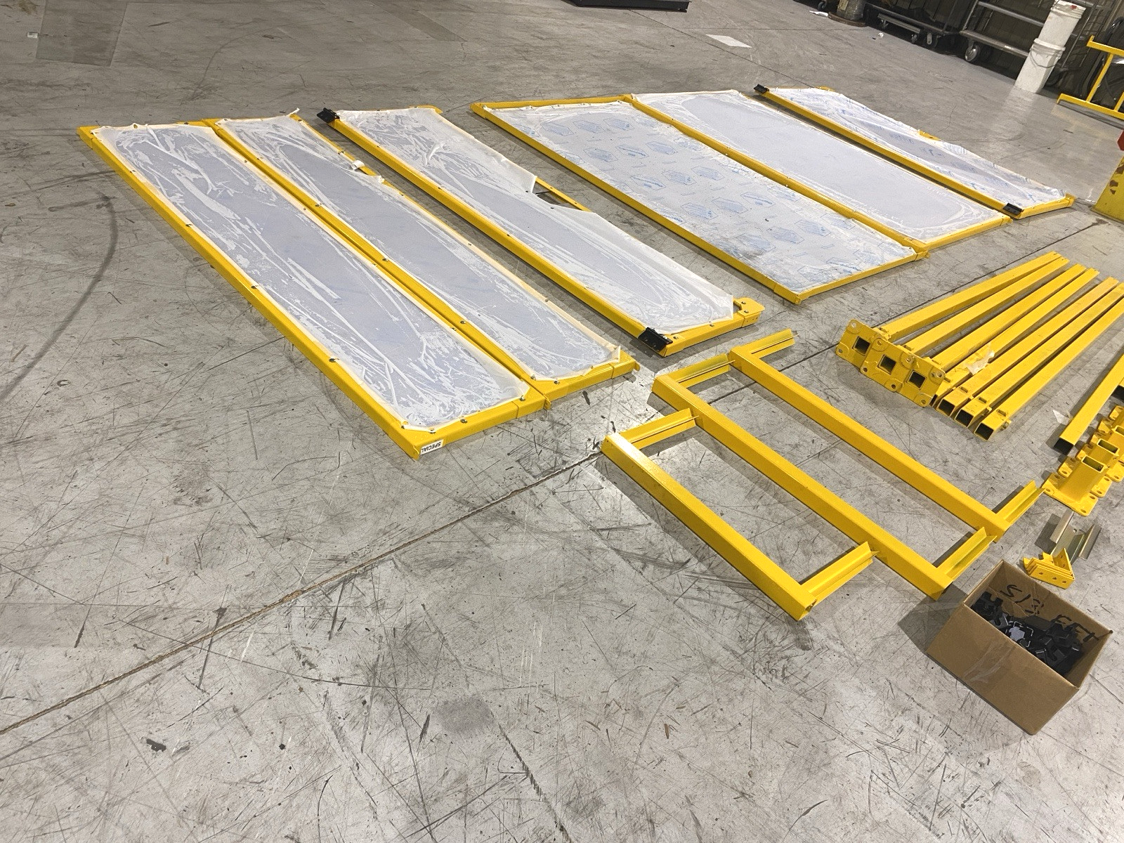 AGS Automated Guarding Systems LOT OF 6 Panels and Misc. Supports - Maverick Industrial Sales
