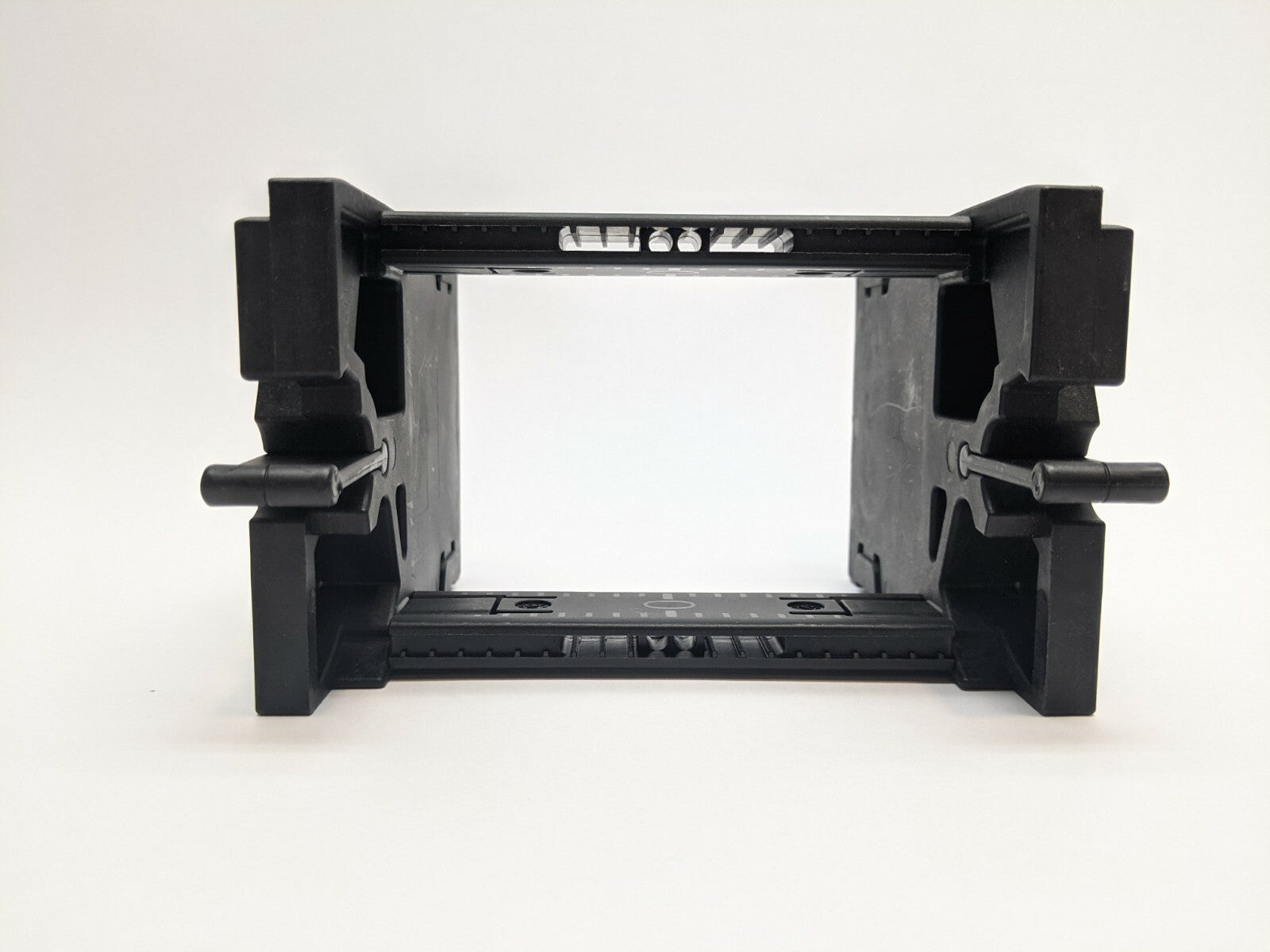 igus E6.62 KMA Mounting Bracket Set E6.620.10 11 20 21 - Maverick Industrial Sales