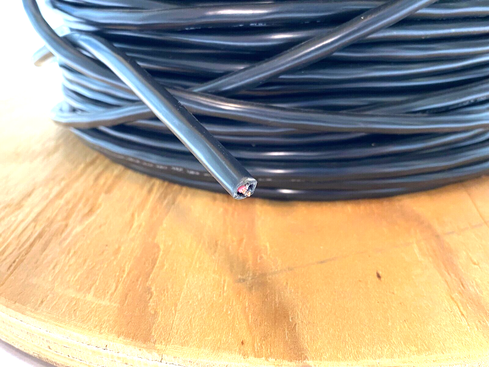 Belden 2AS-1801POS-B-B/R Industrial Control Cable 1120A 01010000 ROLL OF 482FT - Maverick Industrial Sales