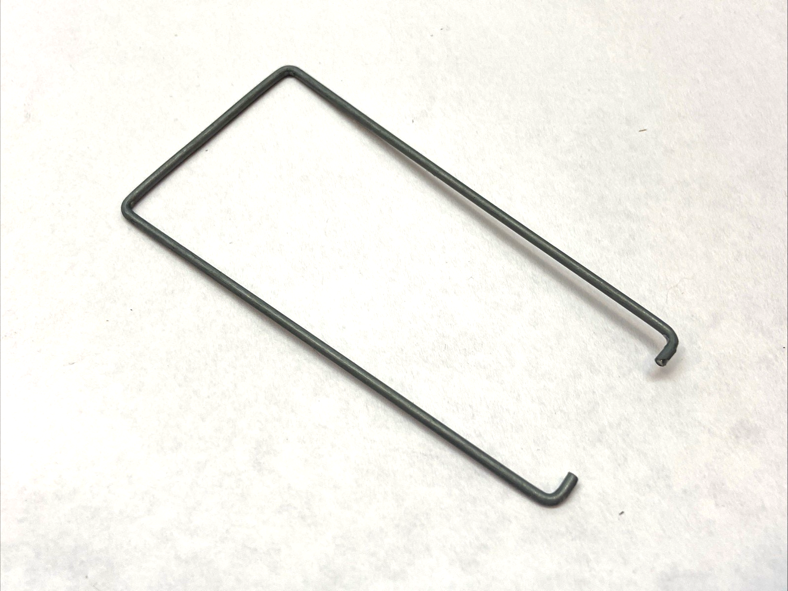 RET48B25 | nVent CADDY Wire Retainer 3" LOT OF 12 - New – Open box - Maverick Industrial Sales