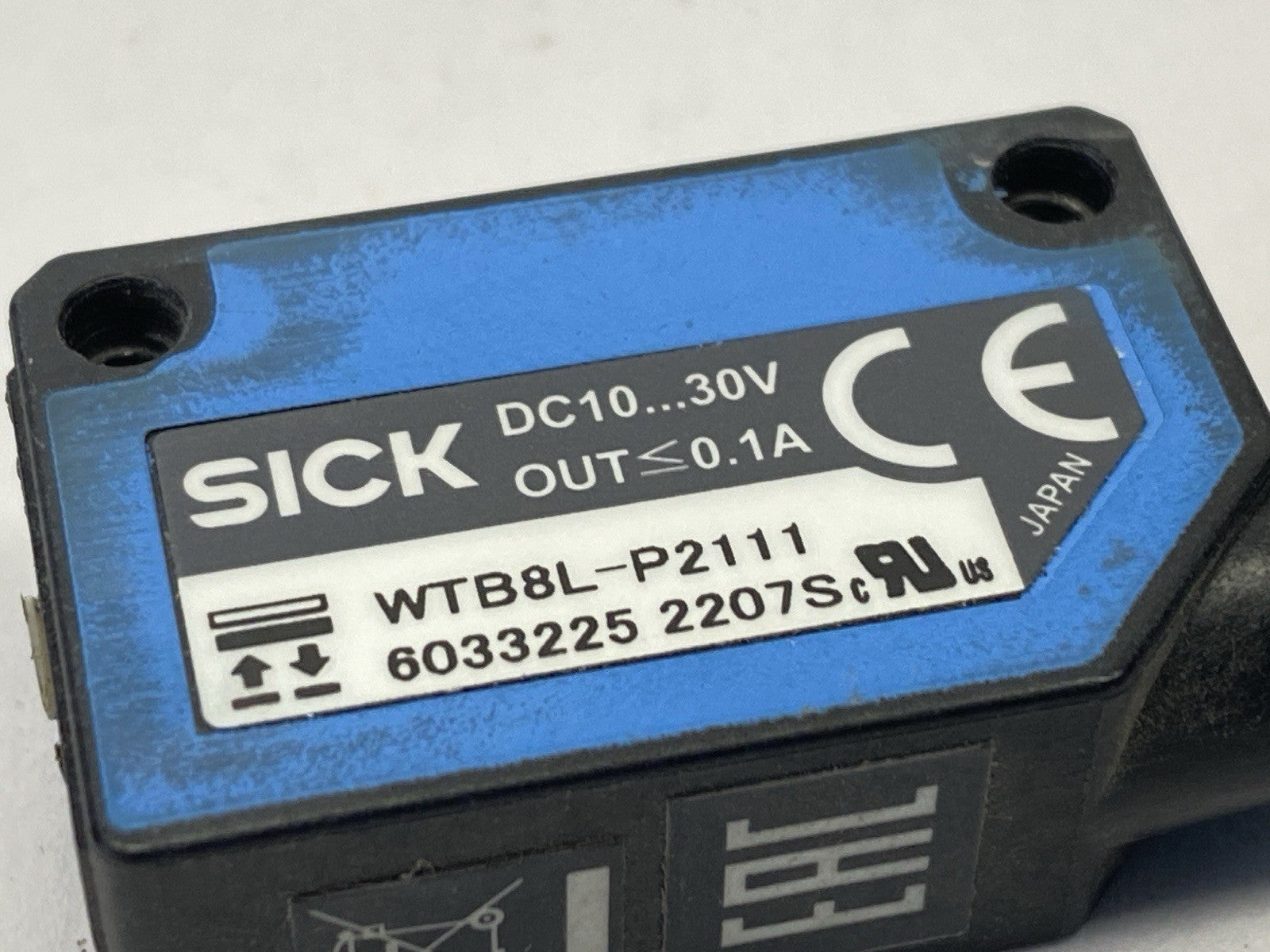 Sick WTB8L-P2111 Photoelectric Proximity Sensor 10-30VDC 6033225 - Maverick Industrial Sales