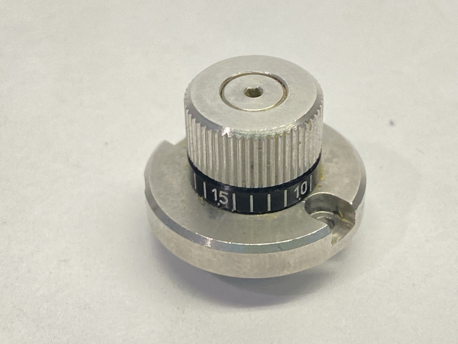 7361400 | Nordson EFD KIT V XQR41 Cap Non Adjust - New – Open box - Maverick Industrial Sales