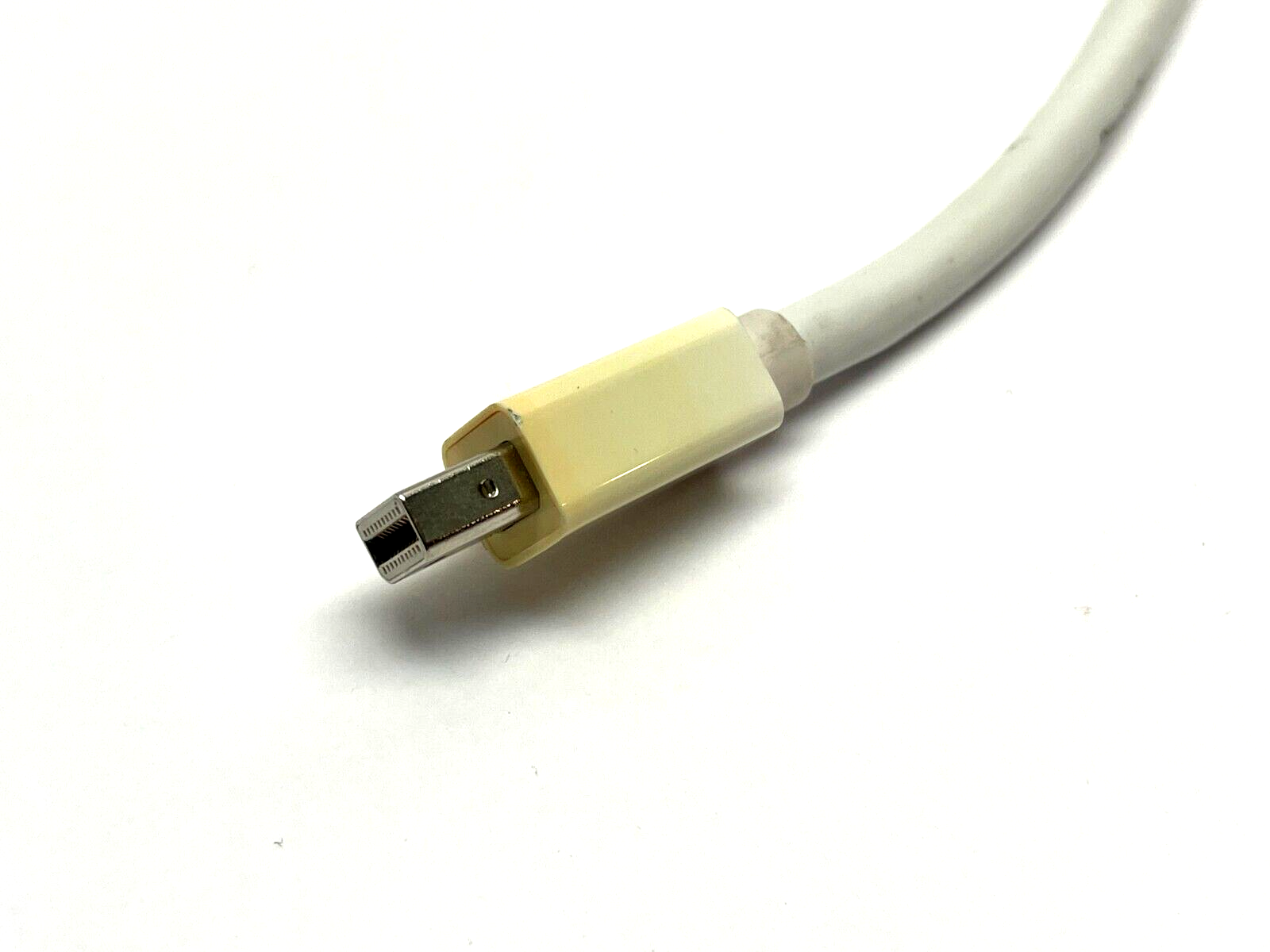 Star Tech MDP2HDSW Mini DisplayPort to HDMI Active Video Audio Adapter - Maverick Industrial Sales