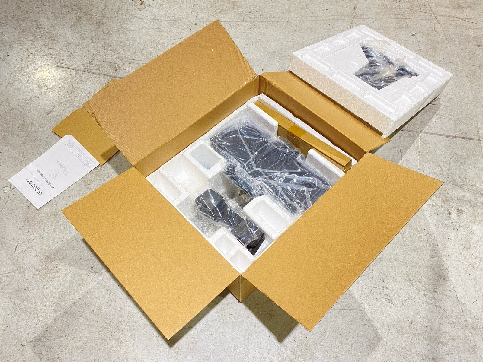 45-230-200 | Ergotron 200 Series Combo Arm Keyboard & Monitor Mount Black - Open box - Maverick Industrial Sales