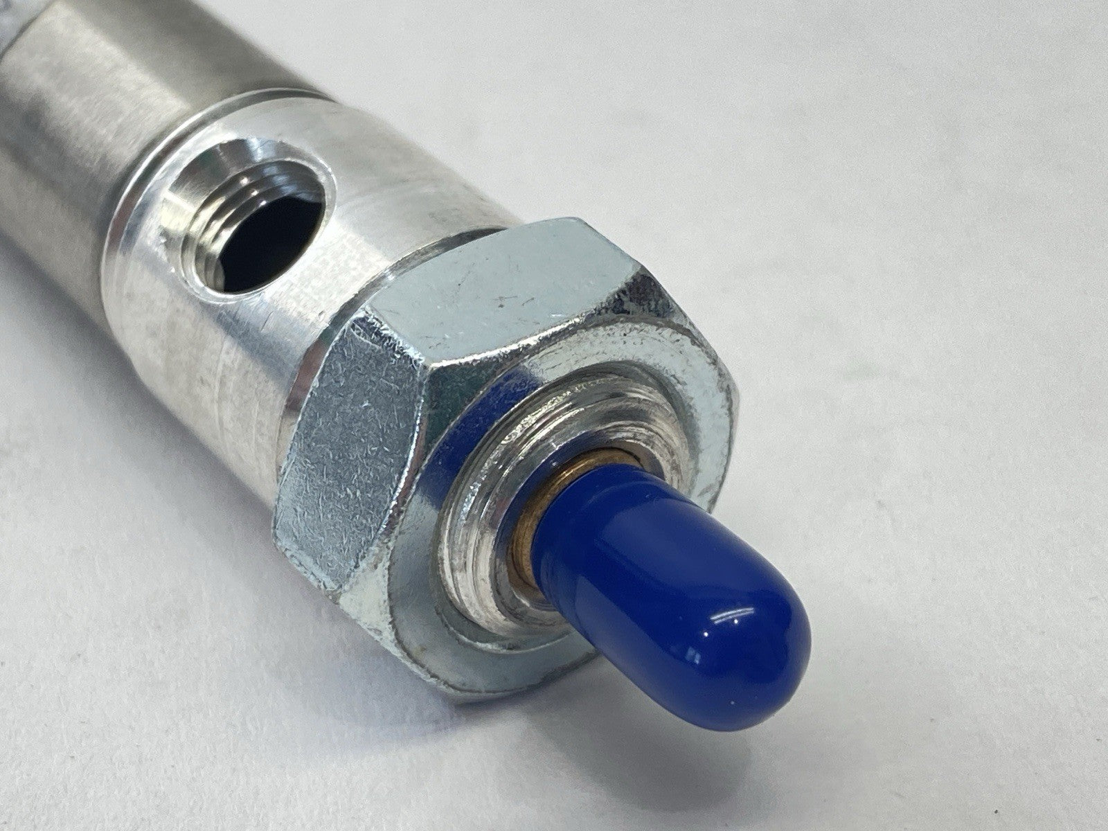 Bimba 041-DB Round Body Pneumatic Cylinder 3/4" Bore 1" Stroke - Maverick Industrial Sales