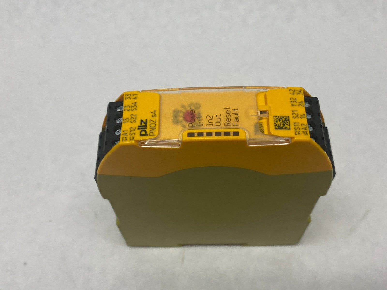 Pilz PNOZ s4 24VDC 3n/o 1n/c Standalone Sigma Safety Relay 1/2-Channel 750104 - Maverick Industrial Sales