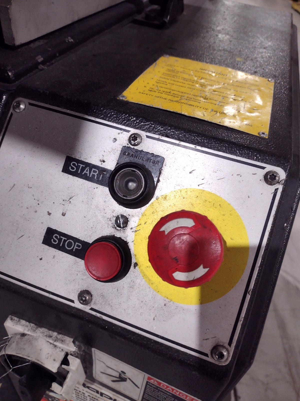 F-14 | Rapid Rapid Force Granulator 480V 3Ph Selling As Is - For parts or not working - Maverick Industrial Sales