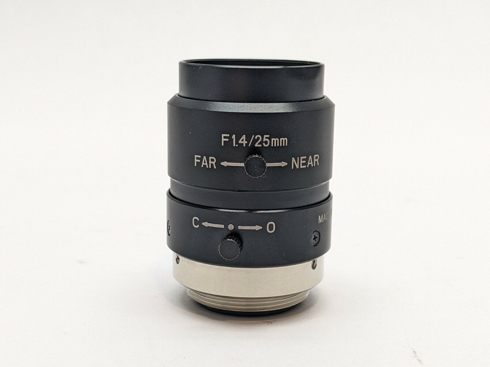 f1:1.4 25mm Machine Vision Camera Lens C-Mount FILTER THREADS ARE DENTED - Maverick Industrial Sales