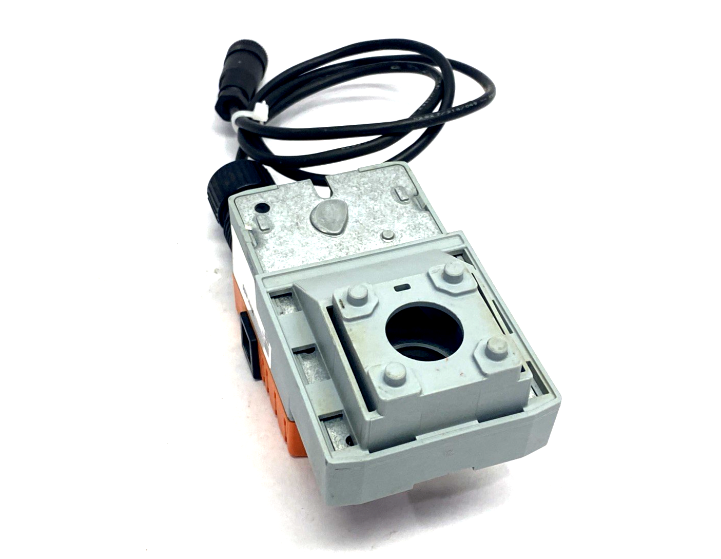 LRB24-SR | Belimo Modulating Actuator 24V AC/DC 45in-lb/5Nm B217+ LOT OF 2 - For parts or not working - Maverick Industrial Sales