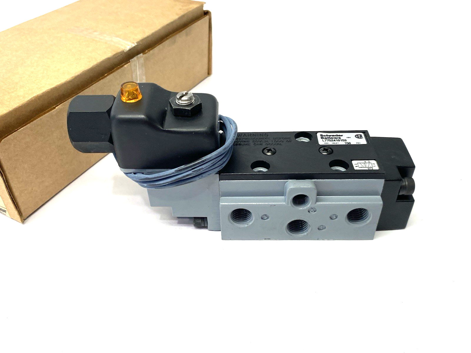 L7752410153 | Parker Schrader Bellows Valvair SprintTM Single Solenoid Valve DPP - New – Open box - Maverick Industrial Sales