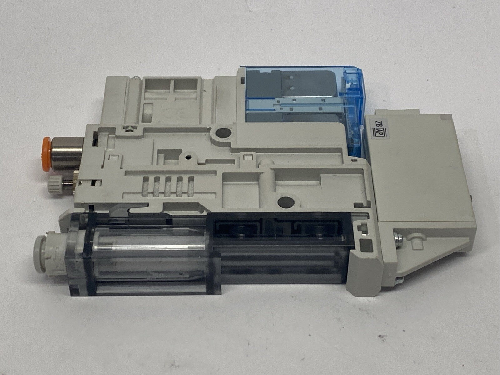SMC ZK2A07K5NL3A-07-BJ Vacuum Generator w/ ZK2-ZSEB-A Pressure Switch - Maverick Industrial Sales