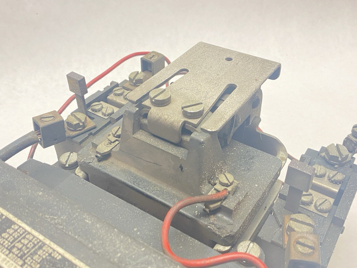 CR2811E 101B | General Electric AC Contractor Motor Starter 90/100A 208/220V 3-PH - For parts or not working - Maverick Industrial Sales