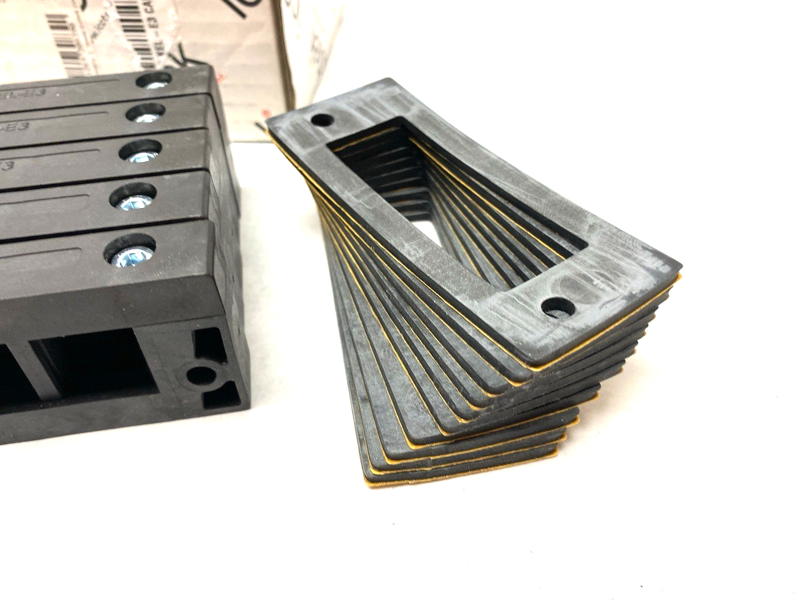 42258 | Icotek Split Multi-Cable Entry Transit Frame KEL-E3 BOX OF 10 - New Other - Maverick Industrial Sales