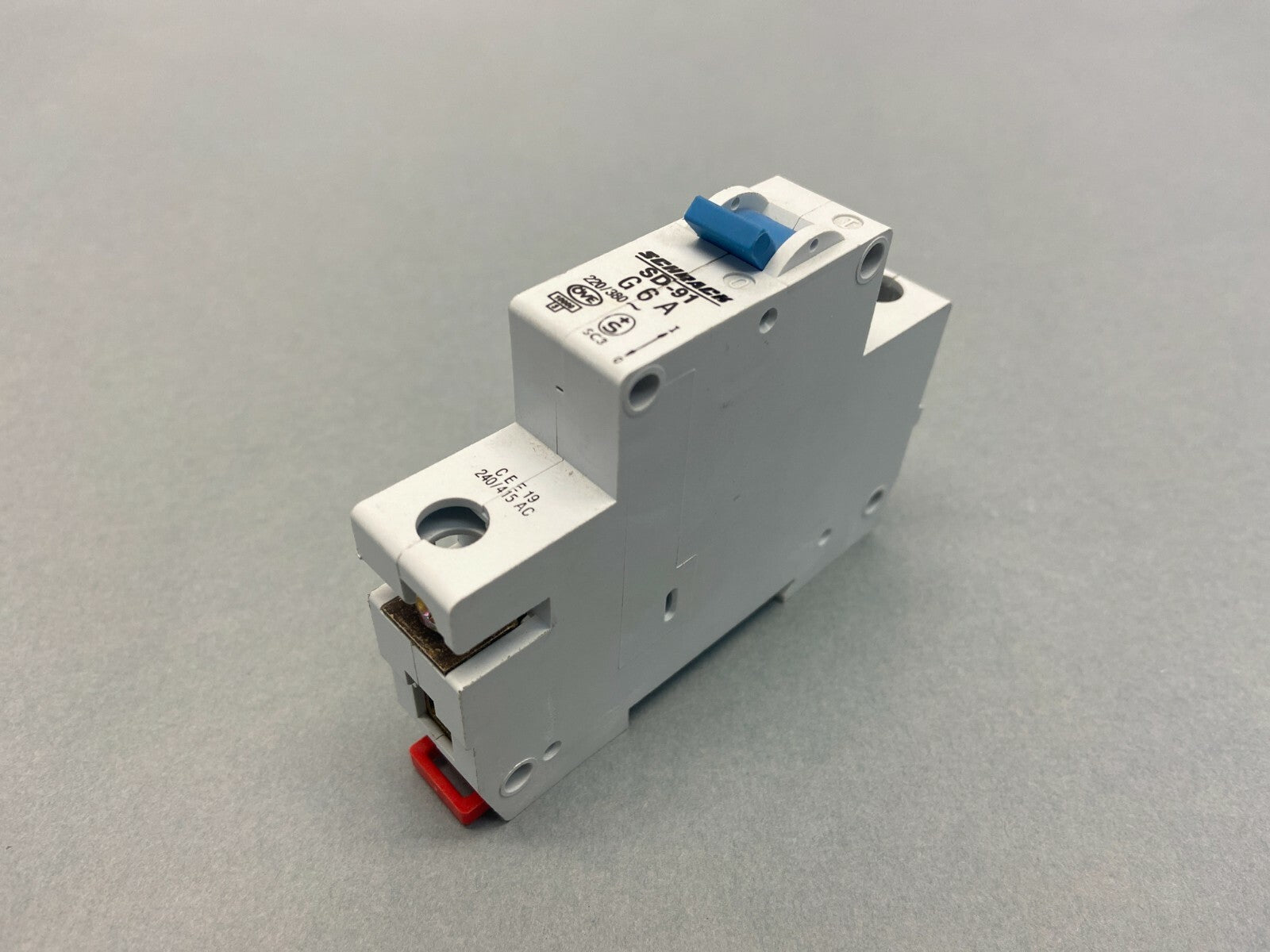 Schrack SD-91 G 6A Circuit Breaker 1P 220/380V - Maverick Industrial Sales