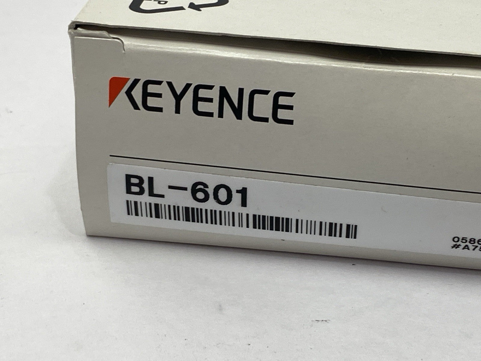 Keyence BL-601 Ultra Small Laser Barcode Reader, Standard Type Front Raster - Maverick Industrial Sales